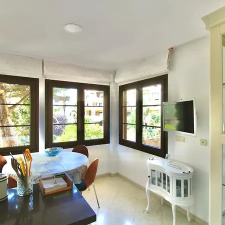 Gadea Hotel